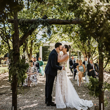 wedding fairy arbour at bleu wren farm mudgee bu mudegee monkey wedding and events. styling mudgee florals and coordination