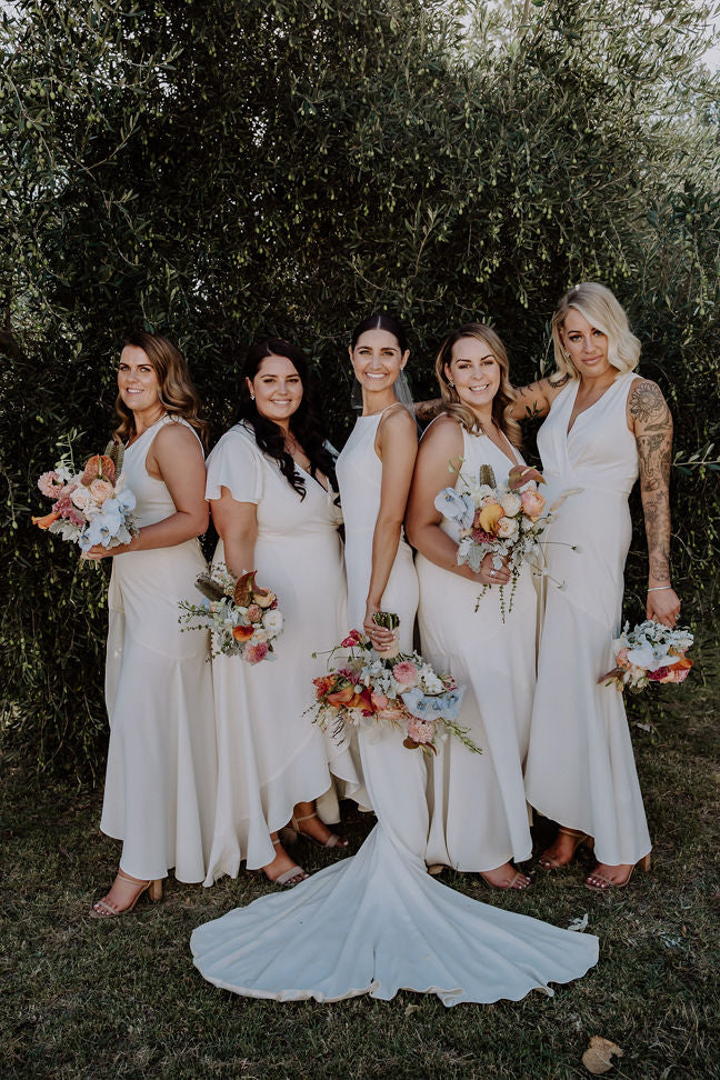 Brides bouquet and maids mudgee wedding mudgee florist mudgee monkey destination wedding boho